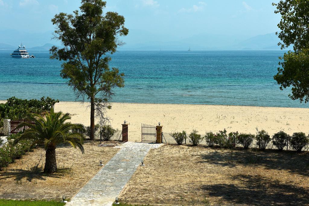 Antonia Beachfront Villa Lefkimmi  Exterior foto